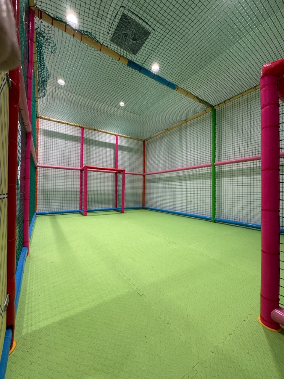 Pista de fútbol techada